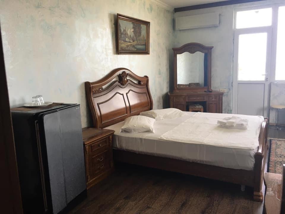 Hotel George Ureki Extérieur photo