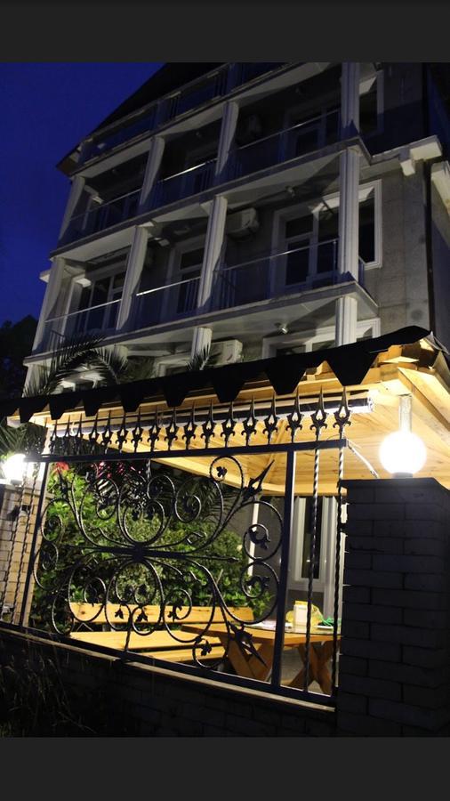 Hotel George Ureki Extérieur photo